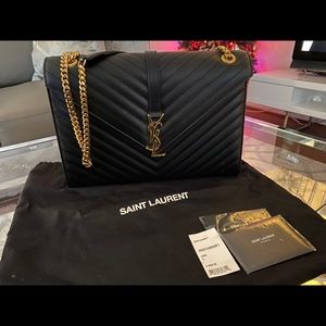 YSL large envelope bag. GREAT CONDITION.